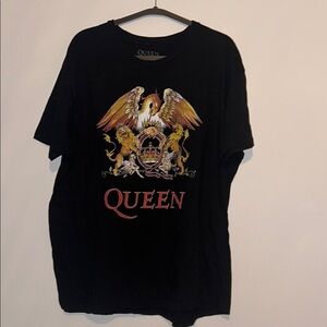 Bravado Black Short Sleeve Tee with Queen Graphic